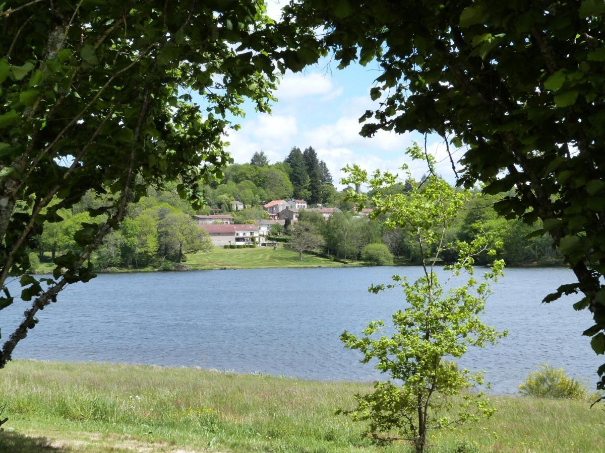 Lumineuse Maison Neuve, Cosy,67M², 2 Chambres/6 Couchages 1Km Lac, 200M Du Bourg. Vue Paisible, Sur La Nature Saint-Pardoux-lʼOrtigier المظهر الخارجي الصورة